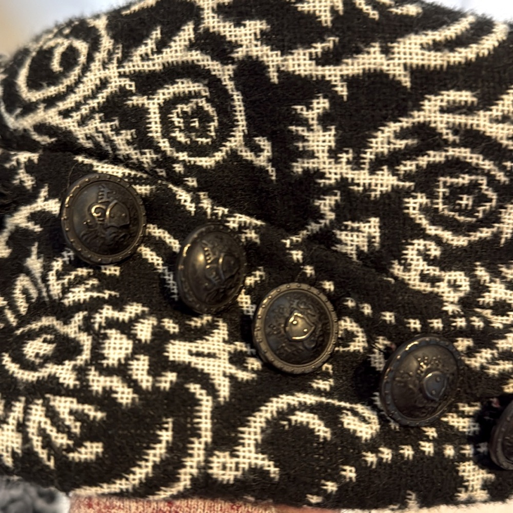 Patterned jacket - Picture 3 of 7